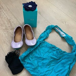 Lavender Patent Tieks for Sale - Size 5